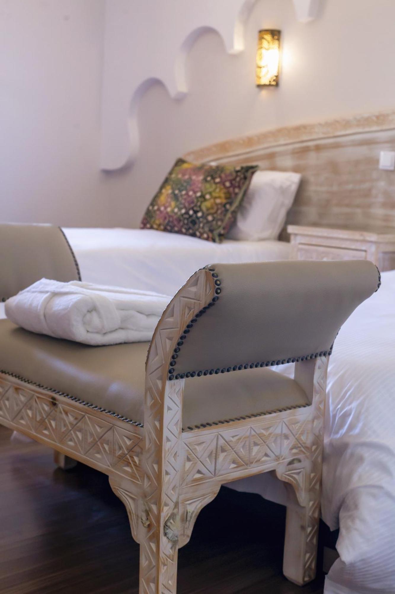 Al Karob Yoga Boutique Hotel Гия Екстериор снимка