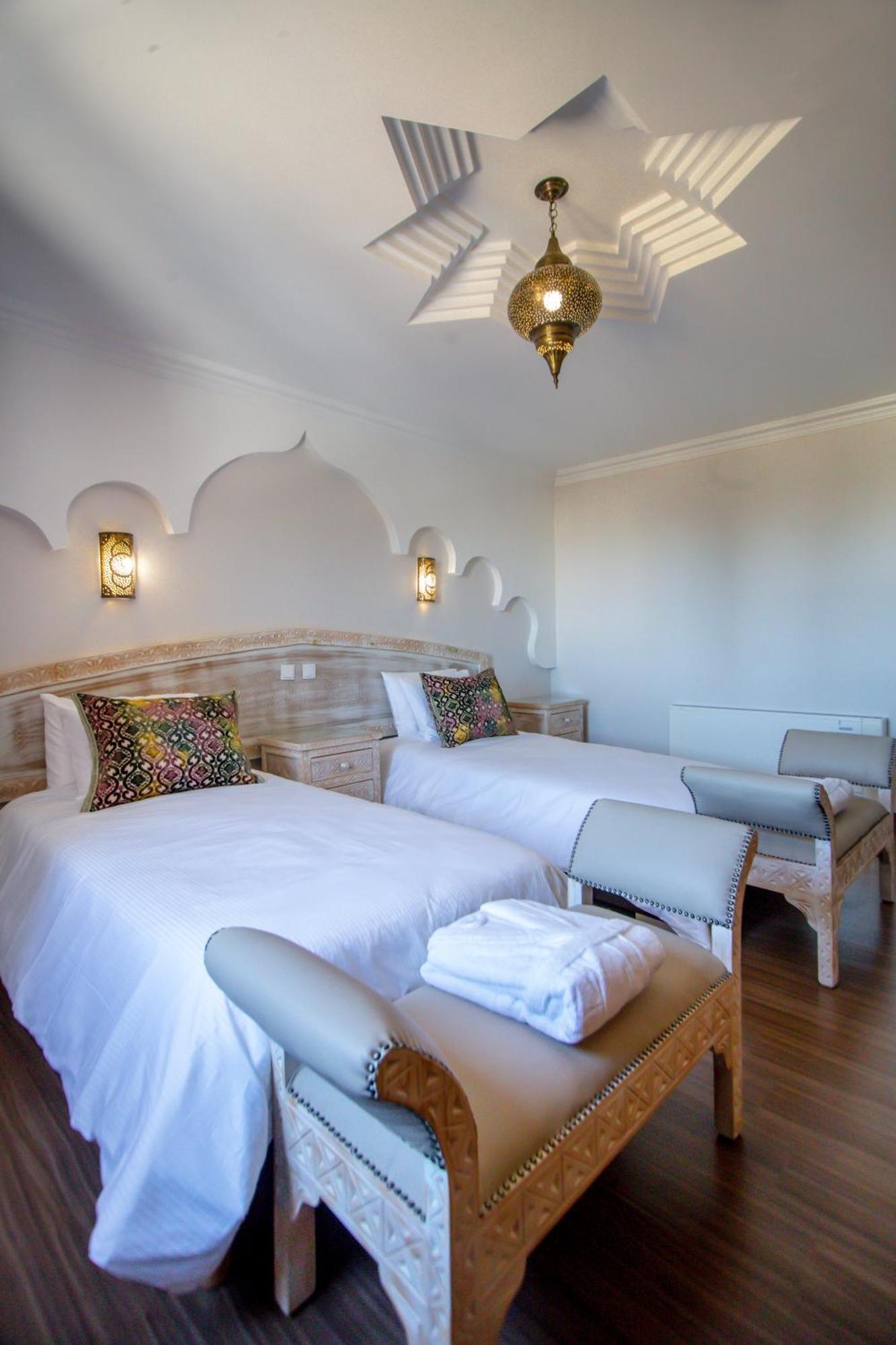 Al Karob Yoga Boutique Hotel Гия Екстериор снимка