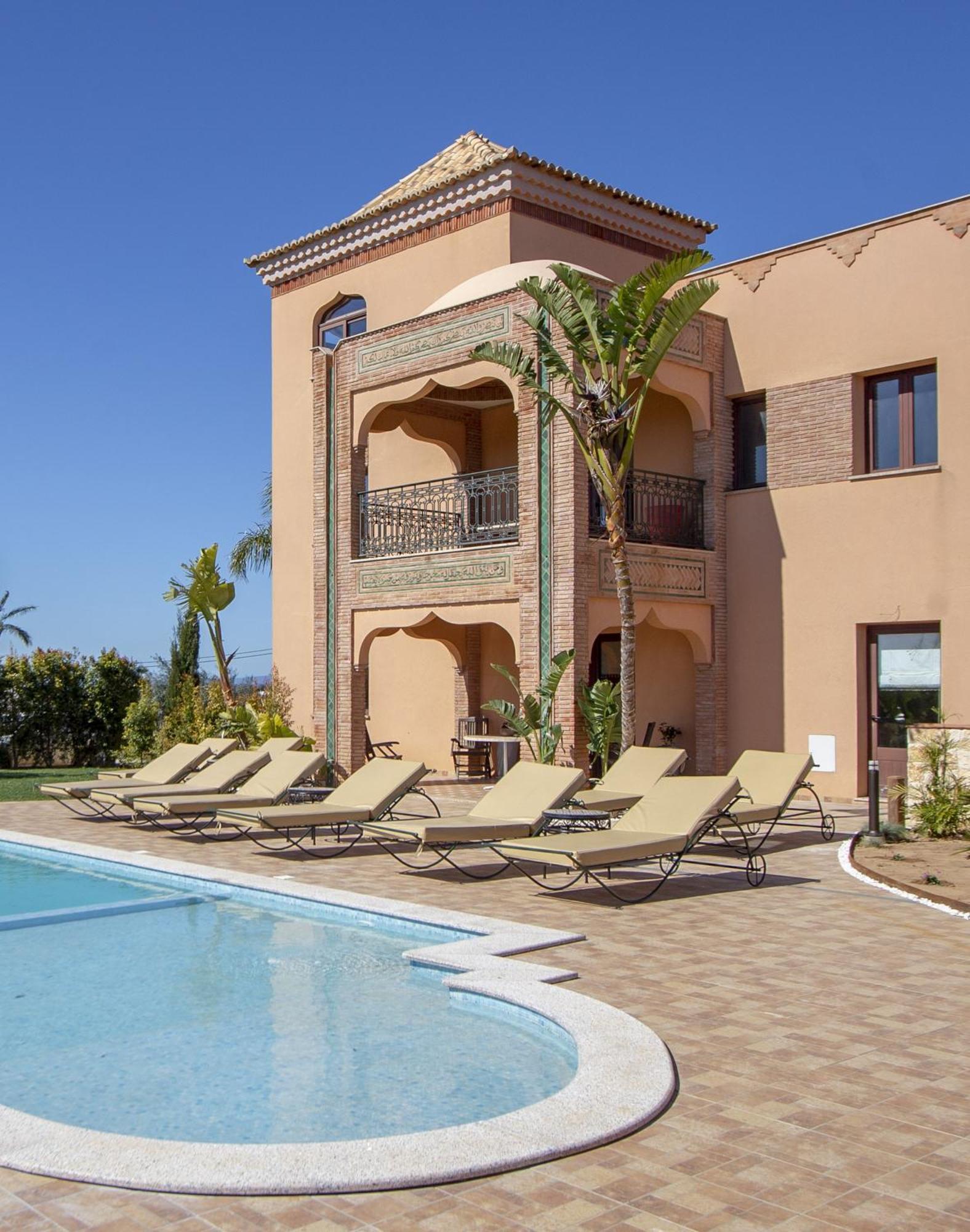 Al Karob Yoga Boutique Hotel Гия Екстериор снимка